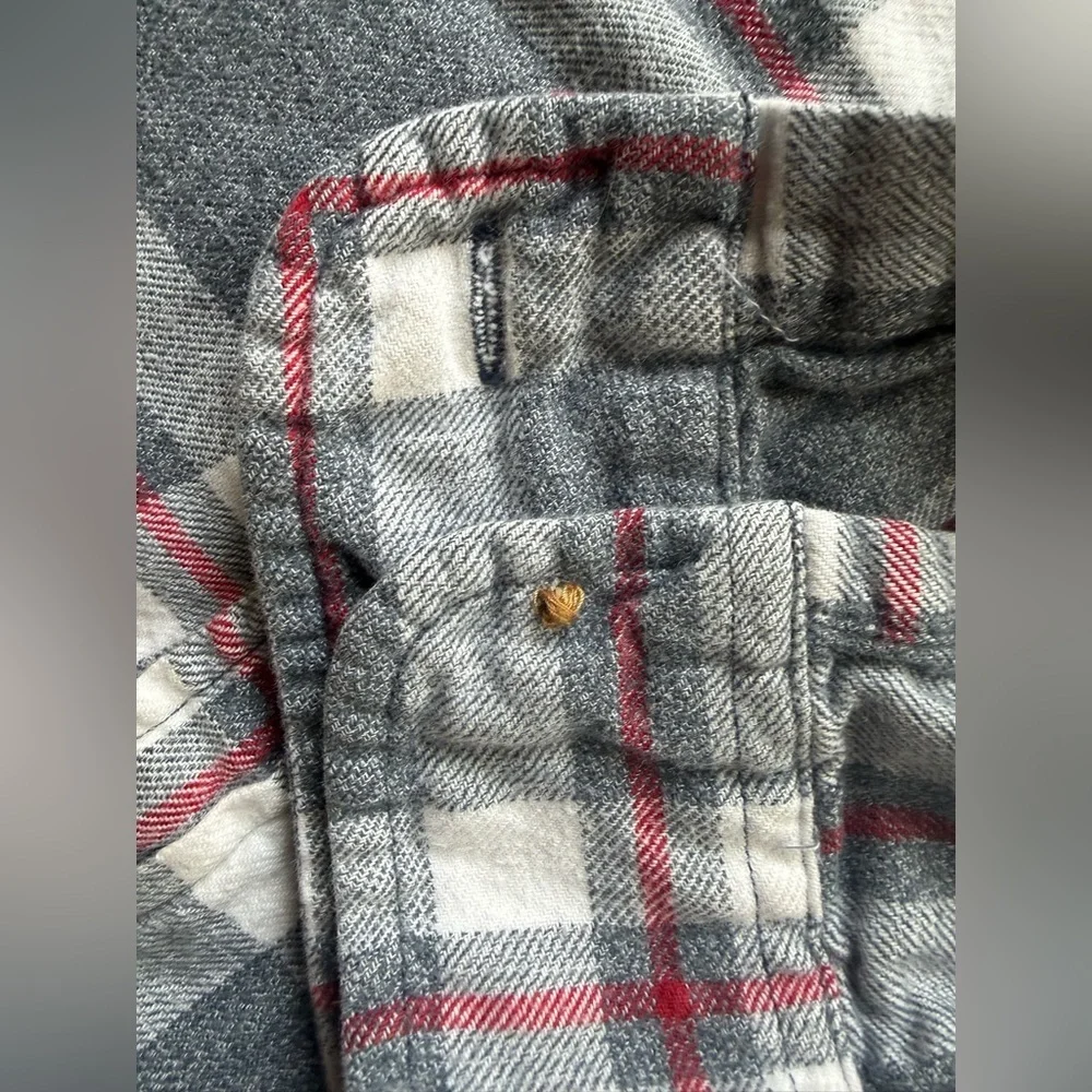 J.Crew Slim Fit Flannel Shirt Men’s XL | Gray Red Plaid Button-Down